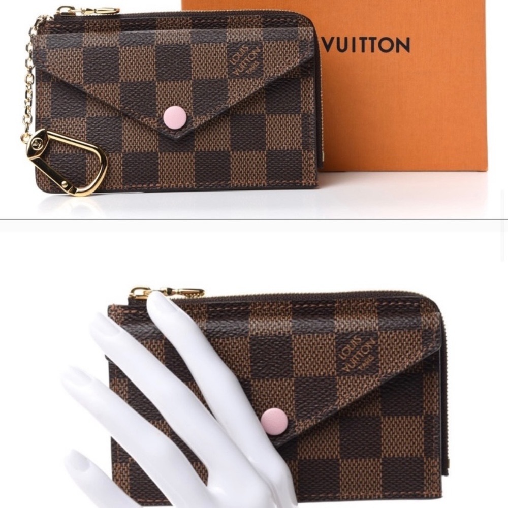 Louis Vuitton recto versa DE print